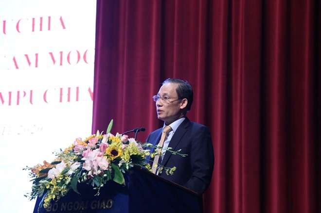 Bàn giao bản đồ địa hình biên giới Việt Nam - Campuchia tỷ lệ 1/25.000