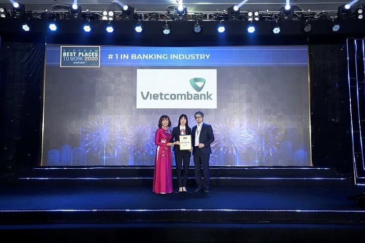 Vietcombank 5 năm liên tiếp là ngân hàng có môi trường làm việc tốt nhất Việt Nam