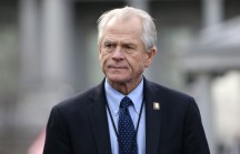 'Nhà Trắng hoạt động như thể ông Trump chuẩn bị sang nhiệm kỳ 2'