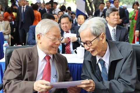 Tổng bí thư, Chủ tịch nước Nguyễn Phú Trọng thăm trường xưa