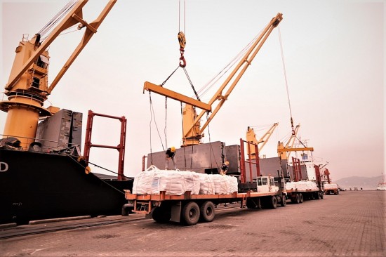 Việt Nam xuất siêu gần 20 tỷ USD sau 10 tháng