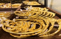 Giá vàng hôm nay 19/11: Vàng nhấp nhổm tăng, USD vào kỳ hồi phục