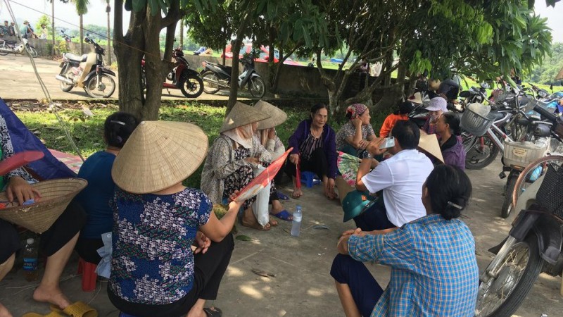 Hà Nội đã khám sức khỏe cho 8000 hộ dân gần bãi rác Nam Sơn