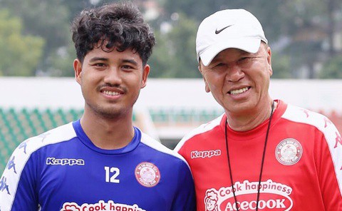 Thêm 2 cầu thủ trở về HAGL cùng Công Phượng