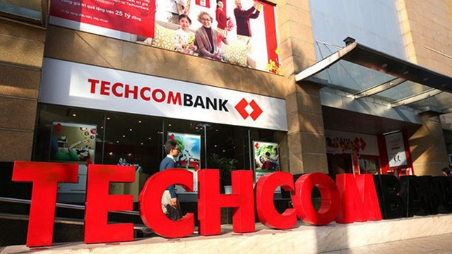 Cảnh giác khi vay nợ Techcombank: Chiêu trò ‘moi tiền’ hàng trăm triệu đồng