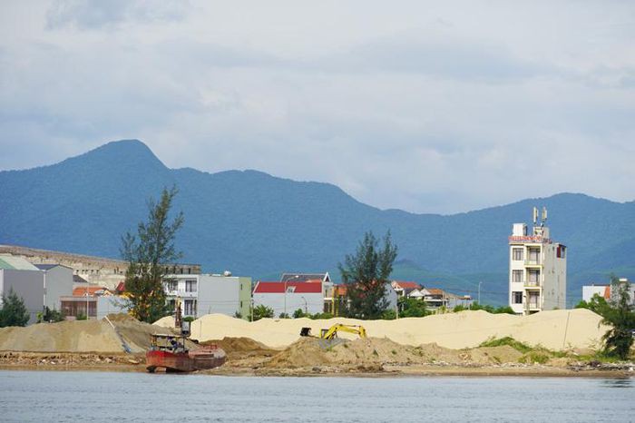 Xử phạt Công ty TNHH MTV Công nghiệp tàu thủy Quảng Bình 180 triệu đồng