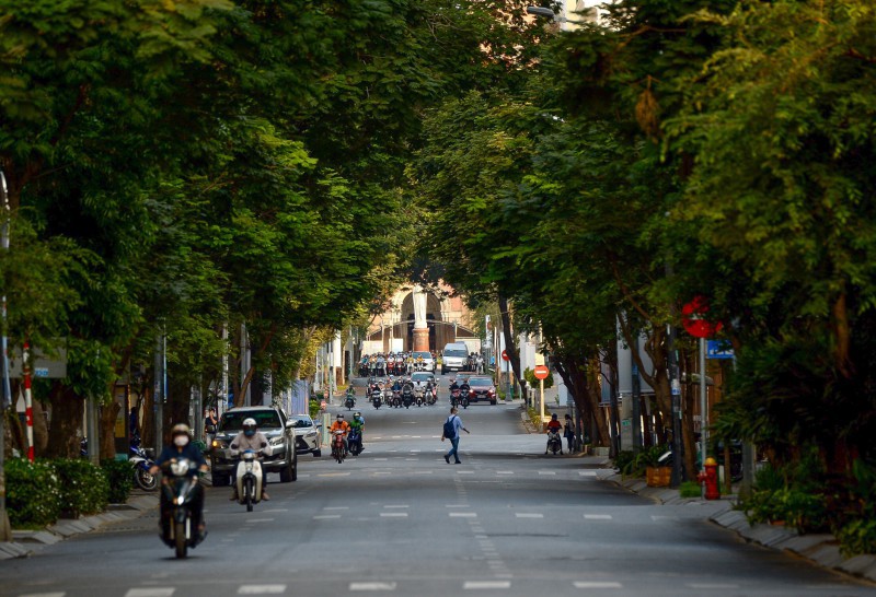 Người dân TP.HCM cần làm gì khi áp dụng Chỉ thị 16?