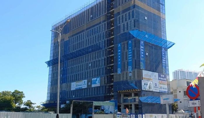 Chủ đầu tư cao ốc cửa ngõ Sân bay Đà Nẵng 'kỳ kèo' thời gian khắc phục sai phạm