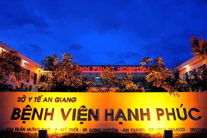 Bệnh viện Hạnh Phúc bị phạt 50 triệu đồng vì chào mời tiêm vắc xin giá 1,5 triệu đồng