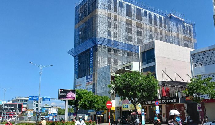 Từ chối điều chỉnh giấy phép công trình The Summit Building