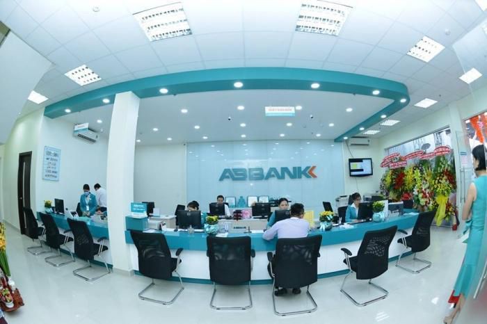 ABBank: Tiền gửi khách hàng sụt giảm, nợ xấu vẫn tăng