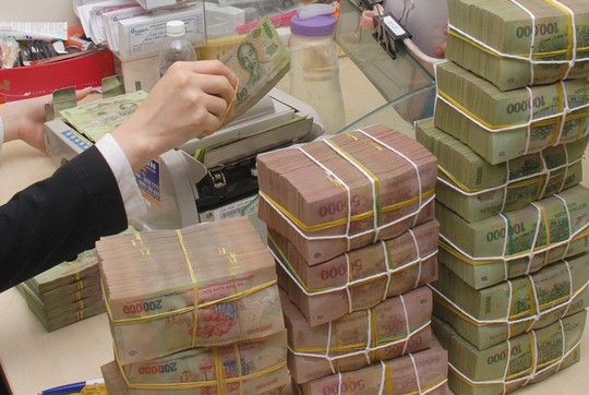 Bỗng dưng bị “khủng bố” đòi nợ dù không vay tiền công ty tài chính