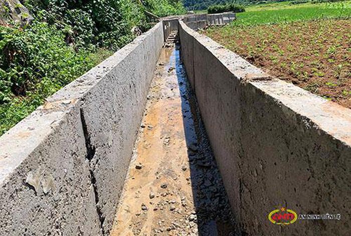 Công ty Quang Tiến ở Nghệ An thi công gói thầu hơn 10 tỷ có dấu hiệu kém chất lượng