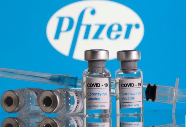 Pfizer công bố hiệu quả của mũi tiêm thứ ba
