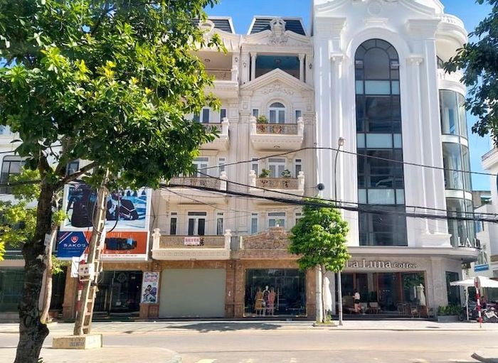 Loạt sai phạm khu đất trụ sở thành liền kề, chia lô của 'ông lớn' Miền Trung