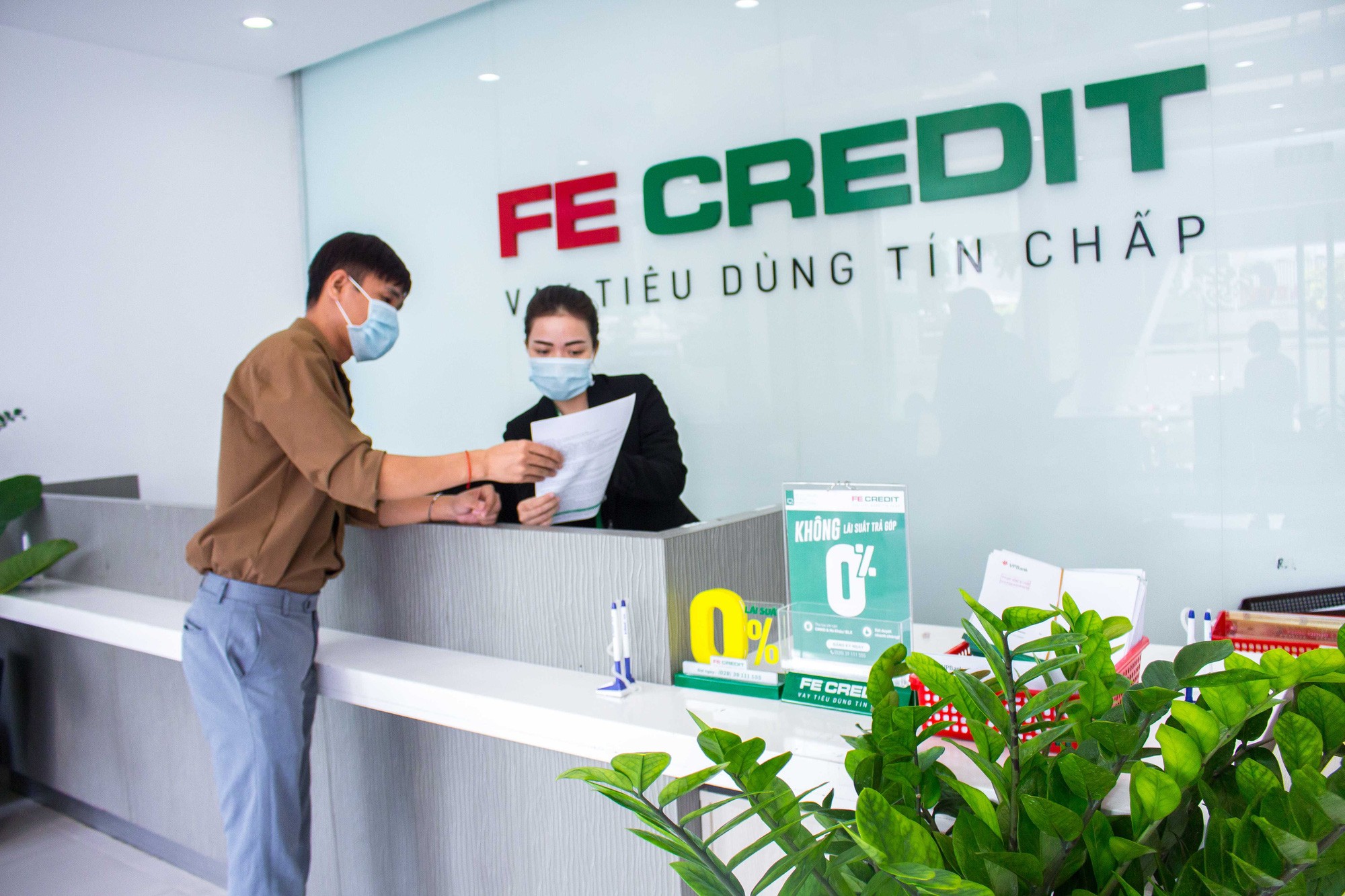 Fe Credit báo lãi 6 tháng 927 tỷ đồng