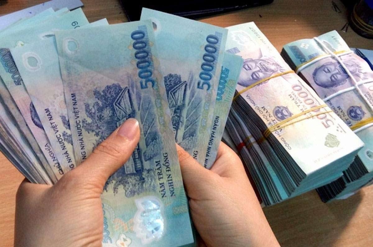 Hàng triệu tỷ trong két sắt nhà dân Việt Nam