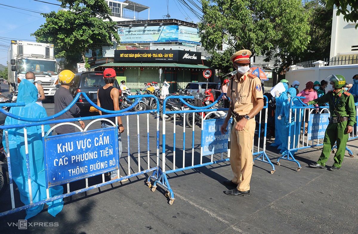 Đâu là 'chìa khóa' dập dịch tại Việt Nam?
