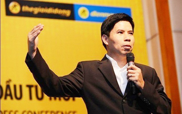 Giữa ồn ào tự ý giảm tiền thuê mặt bằng 'không giống ai', Chủ tịch TGDĐ 'bốc hơi' gần 300 tỷ