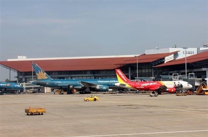 Mở lại đường bay nội địa: Hà Nội yêu cầu gì?