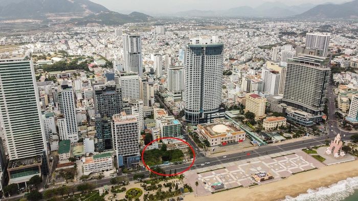 Vì sao 'đất vàng' ở Nha Trang bị bỏ hoang?