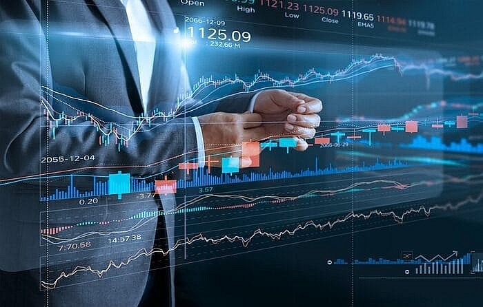 Mất trụ, VN-Index thoái lui trước “cứ điểm” 1.400