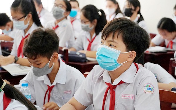 TP.HCM đề xuất hỗ trợ học phí cho học sinh trong học kỳ 1 năm học 2021-2022