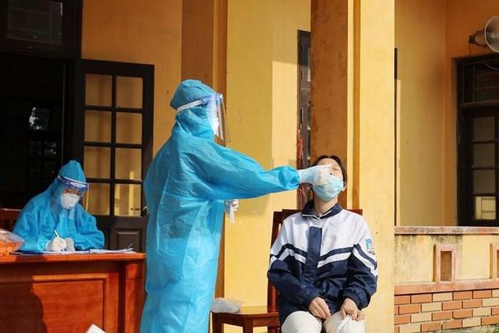 Chiều 30/10: 2 ổ dịch phức tạp nhất Hà Nội đã có hơn 110 ca dương tính