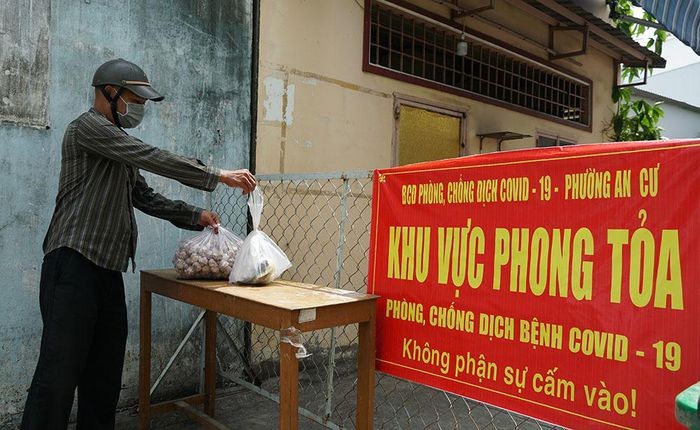 Những tỉnh, thành 'đổi màu' cấp độ dịch khi F0 cộng đồng tăng cao