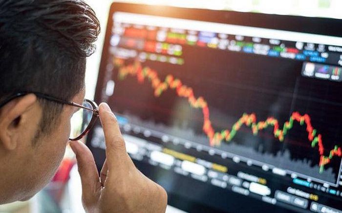 'Sốc' với dòng tiền hơn 52.000 tỷ đồng, chứng khoán có tiếp tục thăng hoa?
