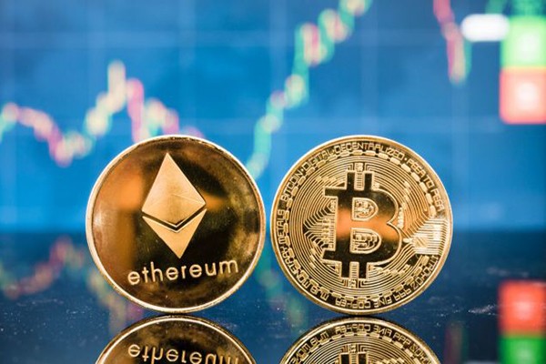 Giá Bitcoin và Ethereum cùng lập đỉnh mới