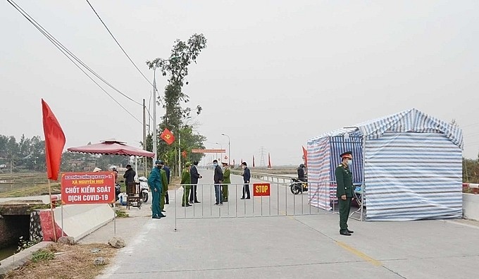 Ngày 16/11 có thêm 9.650 ca COVID-19, TPHCM dự kiến mở lại các khu cách ly tập trung
