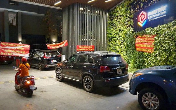 TP HCM yêu cầu xử lý các dự án sai phạm để cấp 'sổ hồng' cho người dân