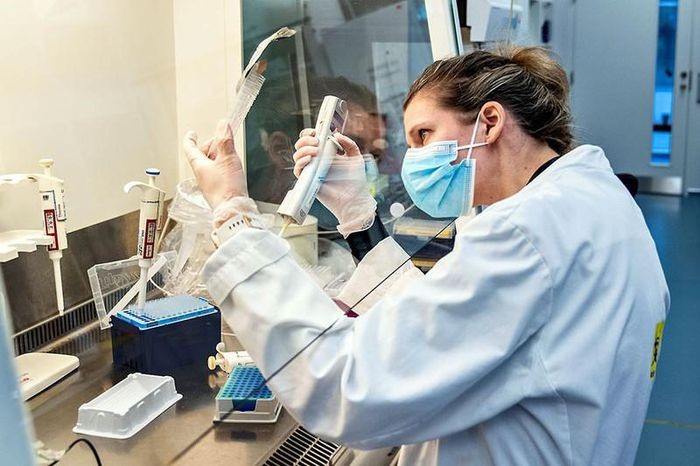 Khẩn cấp ứng phó biến thể nguy hiểm hơn Delta