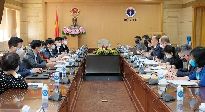 Bộ Y tế bàn kế hoạch đối phó biến chủng Omicron