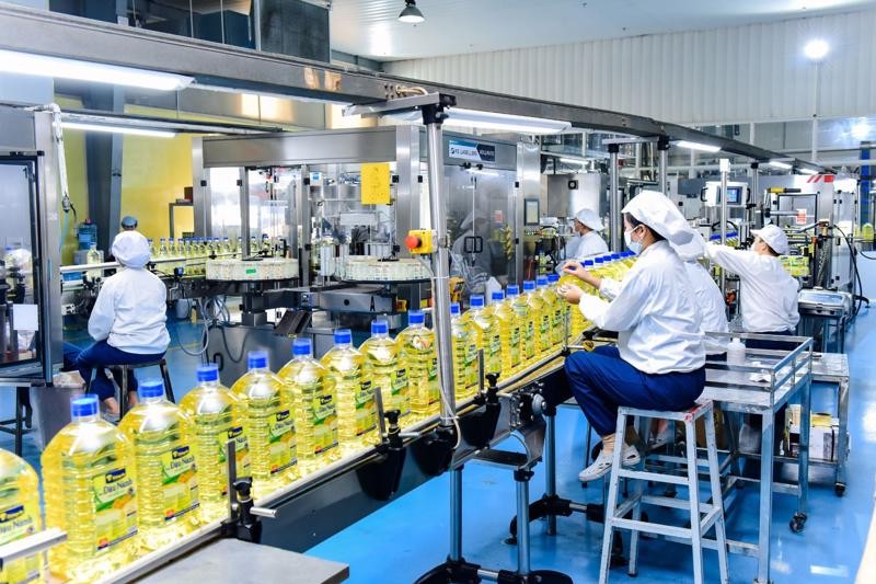 Doanh nghiệp vào cuộc đua sản xuất hàng Tết