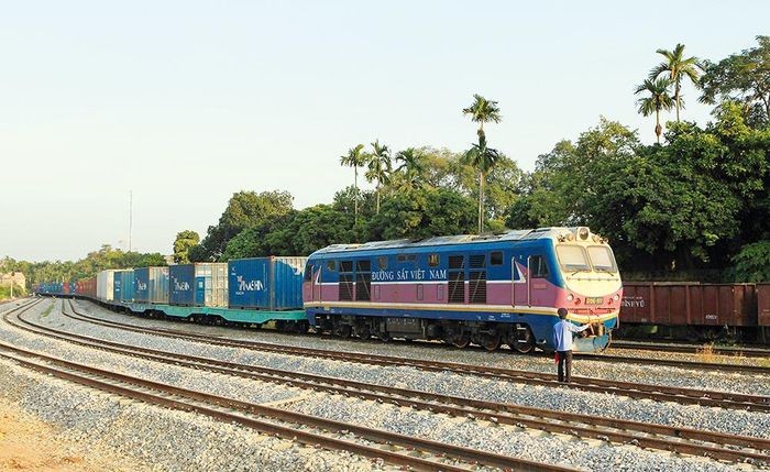 Nhiều bất cập trong sử dụng 3.000 tỷ đồng mỗi năm của ngành đường sắt