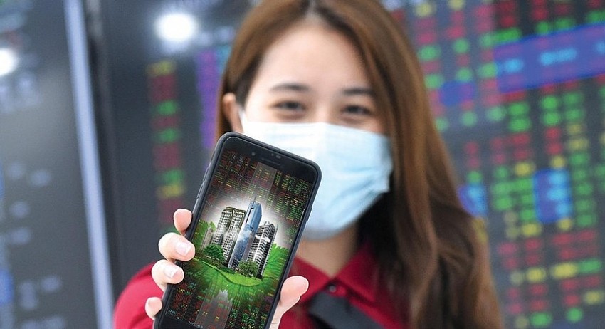 Cổ phiếu bất động sản: Sóng tiếp sóng