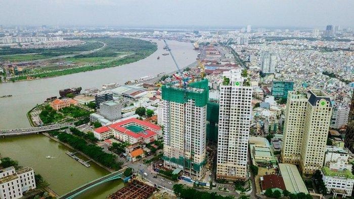 Dòng tiền đổ mạnh vào bất động sản