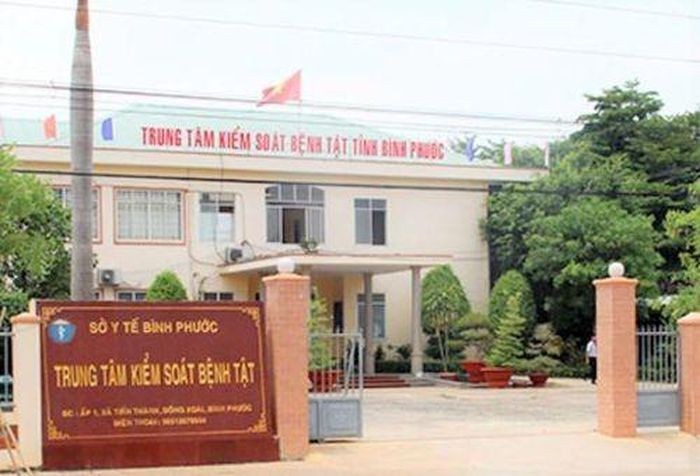 Lập hội đồng kiểm tra 'quà' Công ty Việt Á tặng Giám đốc CDC Bình Phước