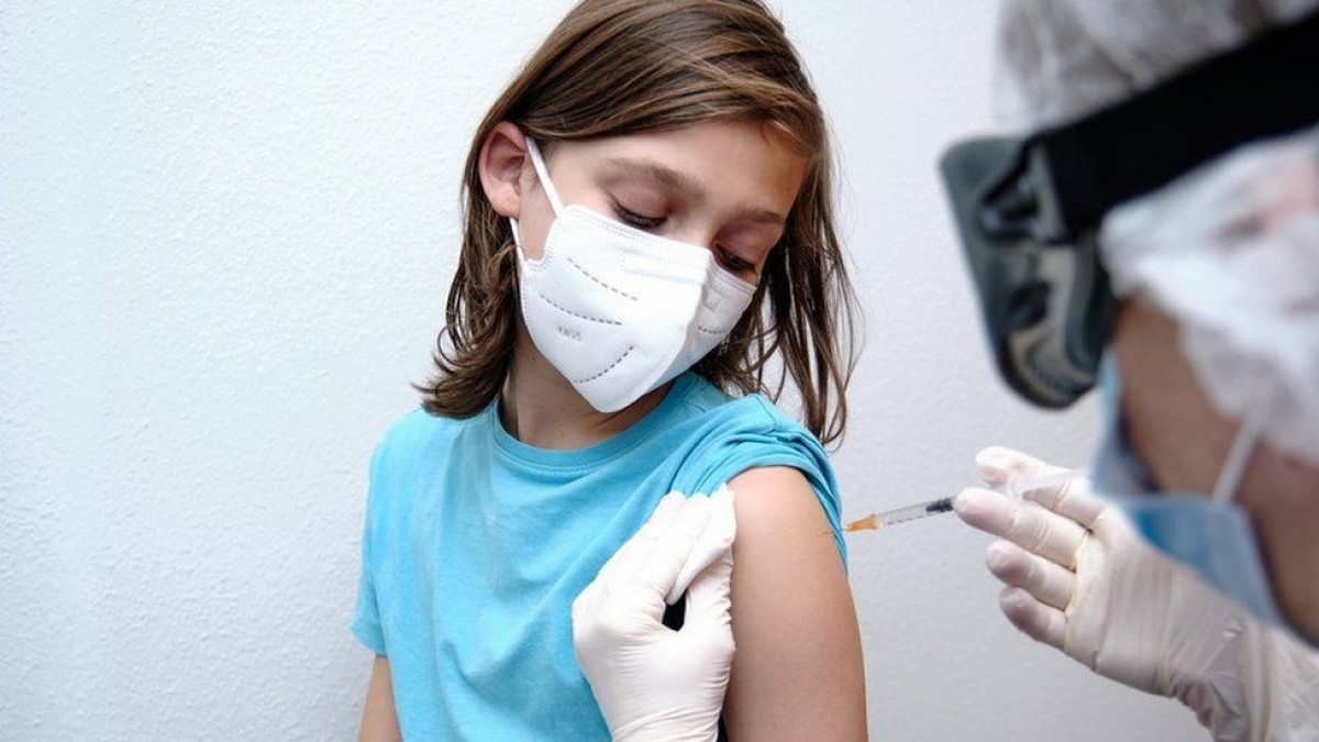 Nhiều nước tiêm vaccine COVID-19 cho trẻ 5-11 tuổi