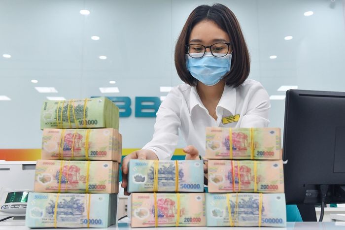 NHNN bơm hơn 10.000 tỷ đồng vào các ngân hàng trong một tuần