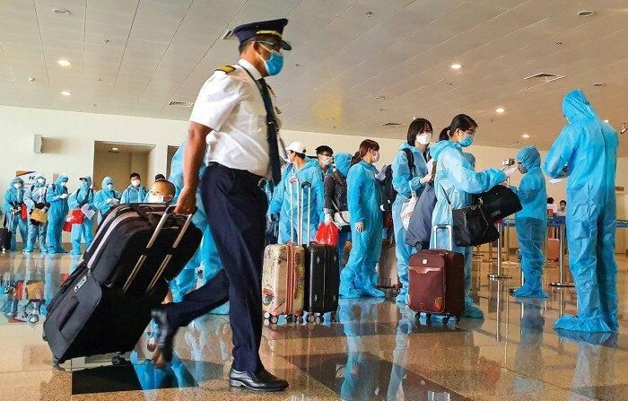 Hà Nội giao quận, huyện giám sát khách bay quốc tế nhập cảnh