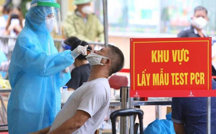 Việt Nam ngày càng chủ động hơn trong việc thích ứng an toàn, linh hoạt, kiểm soát hiệu quả dịch Covid-19