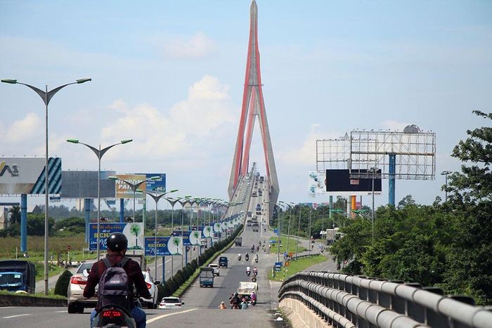 F0 giảm mạnh, nhiều dịch vụ ở miền Tây hoạt động trở lại