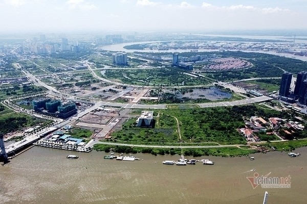 Nhìn lại luật Đất đai từ vụ Tân Hoàng Minh