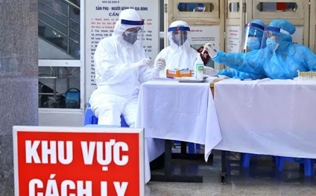 TP.HCM có thêm 5 ca nhiễm biến chủng Omicron, Hà Nội không còn vùng cam, vùng đỏ