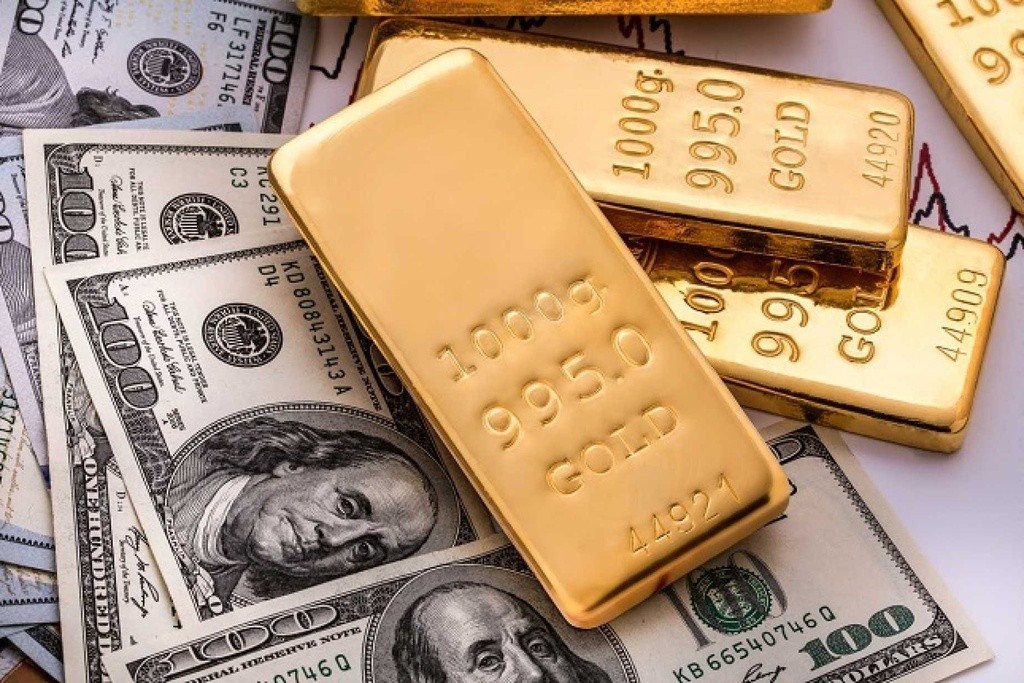 Giá vàng thế giới cao nhất 8 tháng