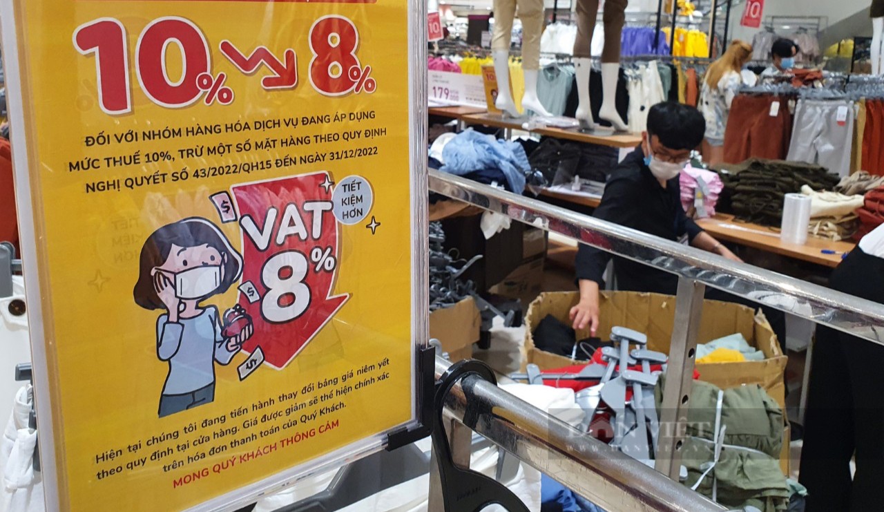 Rối với giảm thuế VAT