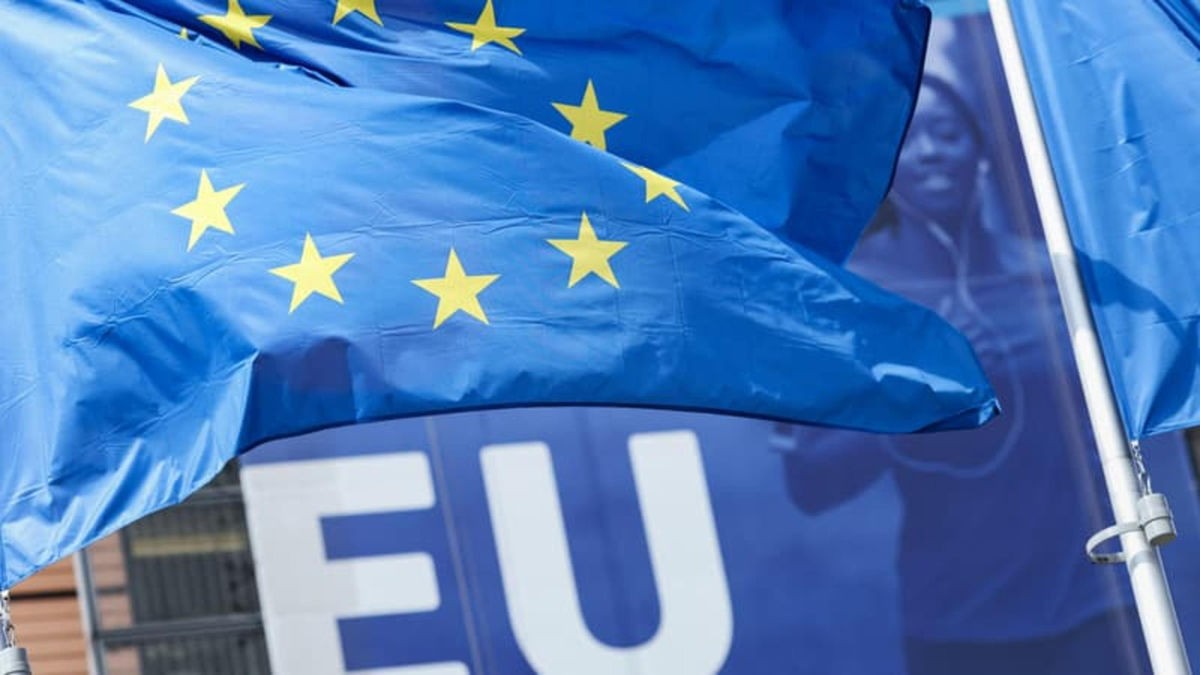 EU chính thức phê chuẩn vòng trừng phạt mới với Nga